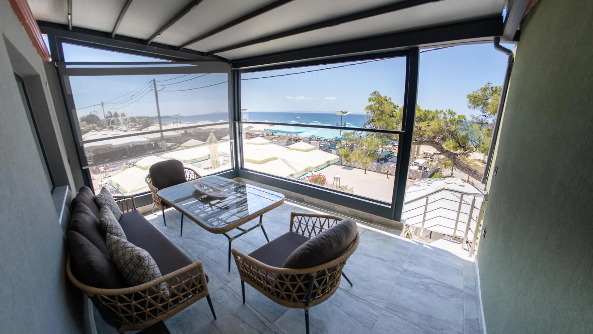 Argus By Alexandros Hotel Apartments ニキティ